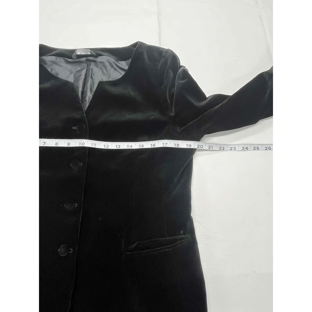 Laura Ashley NWOT Vintage Black Velvet Fitted‎ Button Up Collarless Jacket Sz 12